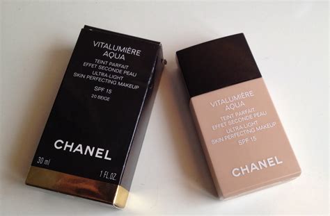 chanel vitalumiere aqua b20 mac|What Is the Difference Between Chanel Vitalumiere and .